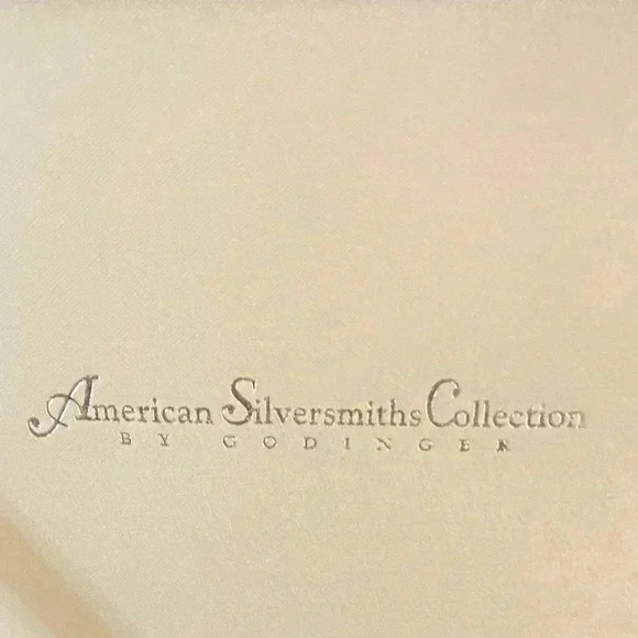 Godinger American Silversmith Serveware 3 Piece Collection in Velvet Box - Picture 7 of 9